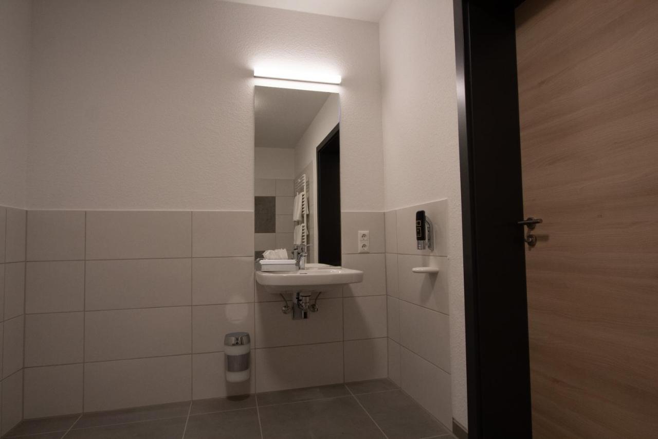 Central Hotel Wagenfeld מראה חיצוני תמונה