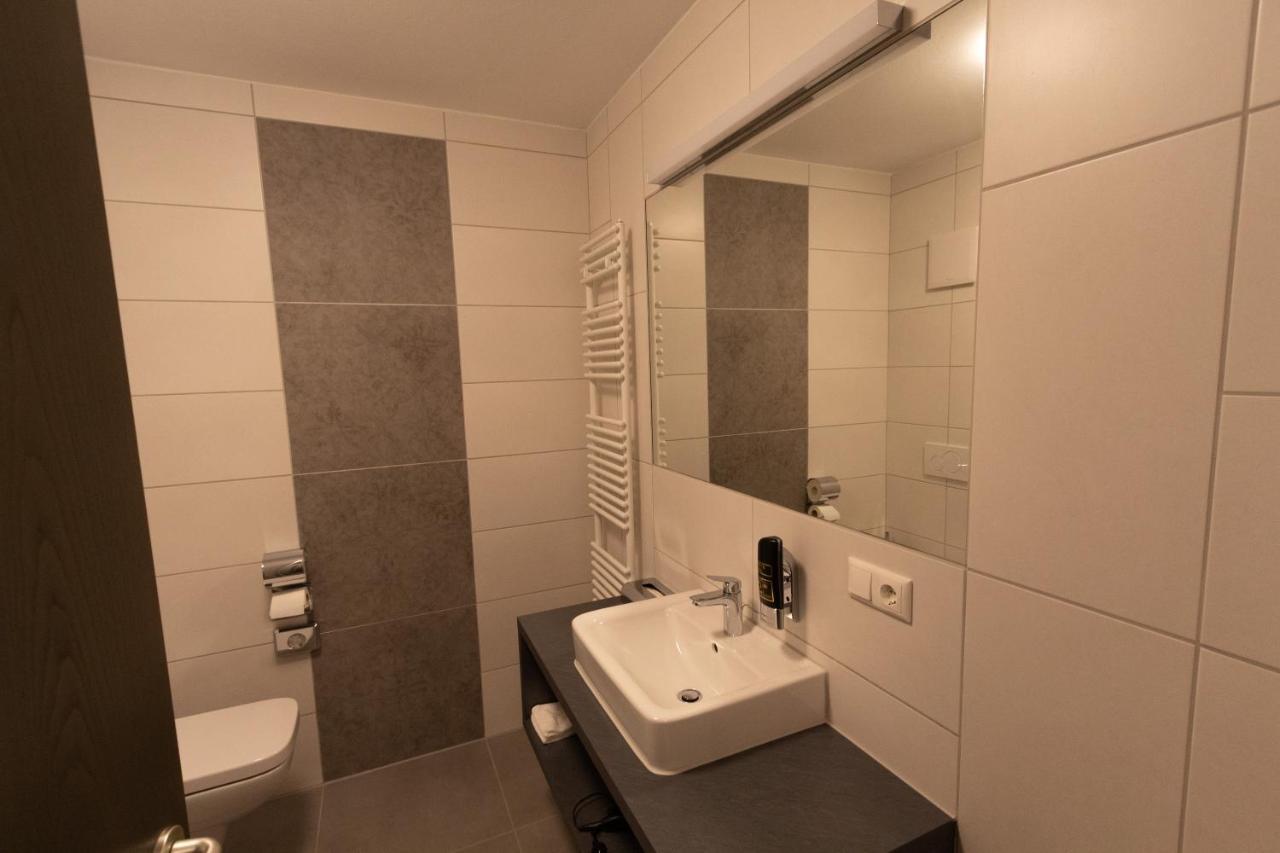 Central Hotel Wagenfeld מראה חיצוני תמונה